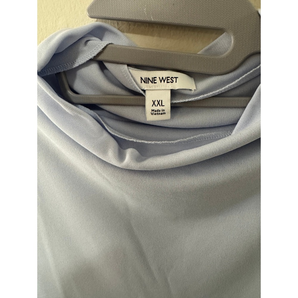 Nine West Womens XXL Light Blue Cowl Neck Sleeveless Ruched Side Blouse NWT - Picture 3 of 3